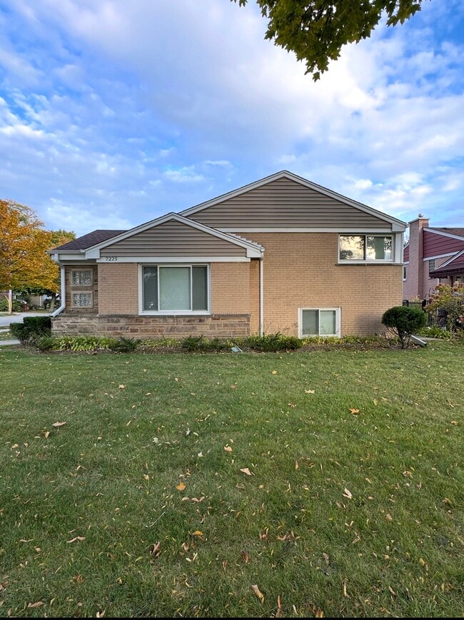 Foto del edificio - 7225 E Prairie Rd