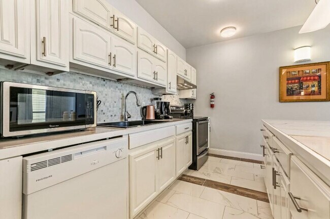 Foto del edificio - 1524 Baronne St