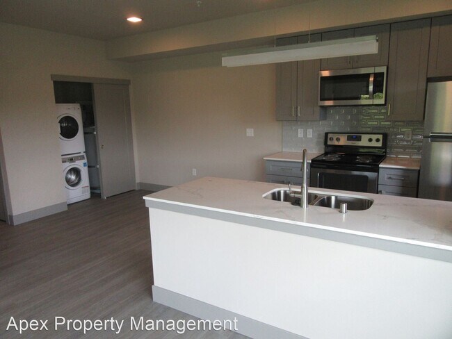 Foto del edificio - 525 Darby Dr