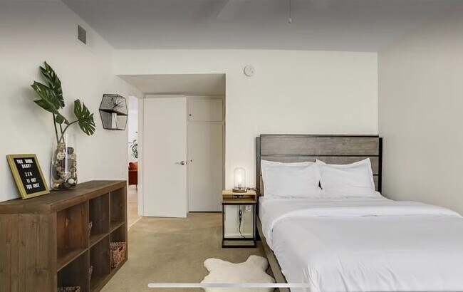 Foto del edificio - Sunrise Condo