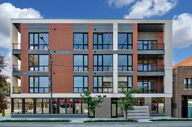 Foto del edificio - 5100 N Western Ave