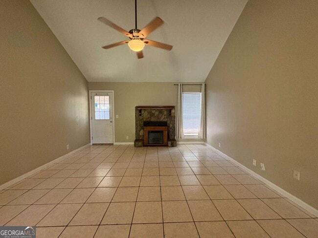 Building Photo - 108 Crestwood Ct