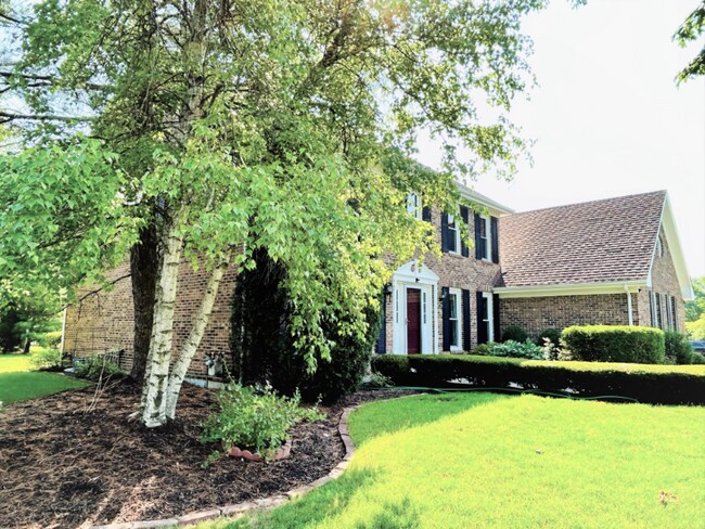 Building Photo - 23182 Providence Dr