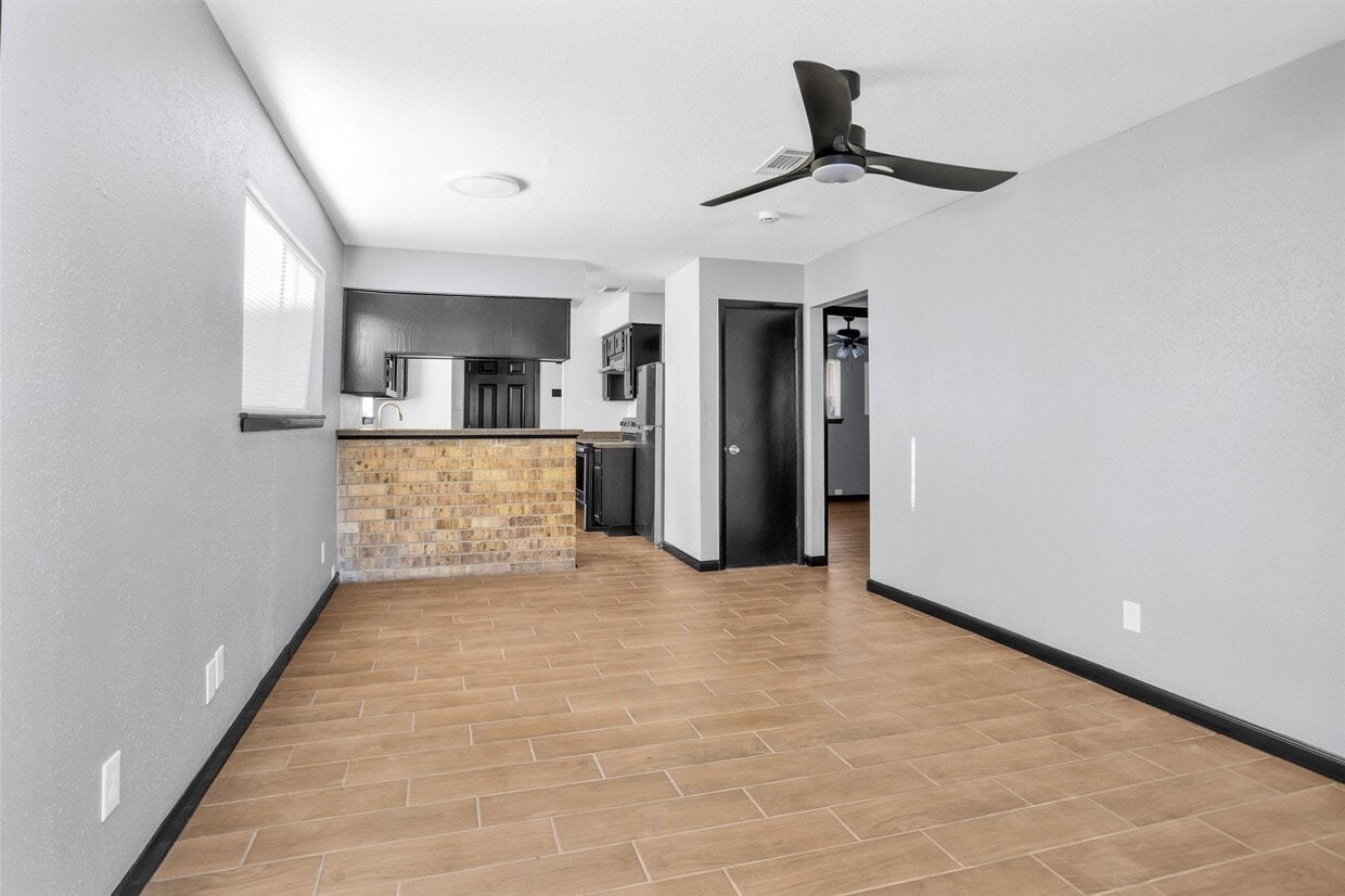 Foto principal - 1121 Lovett St