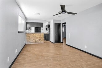 Building Photo - 1121 Lovett St