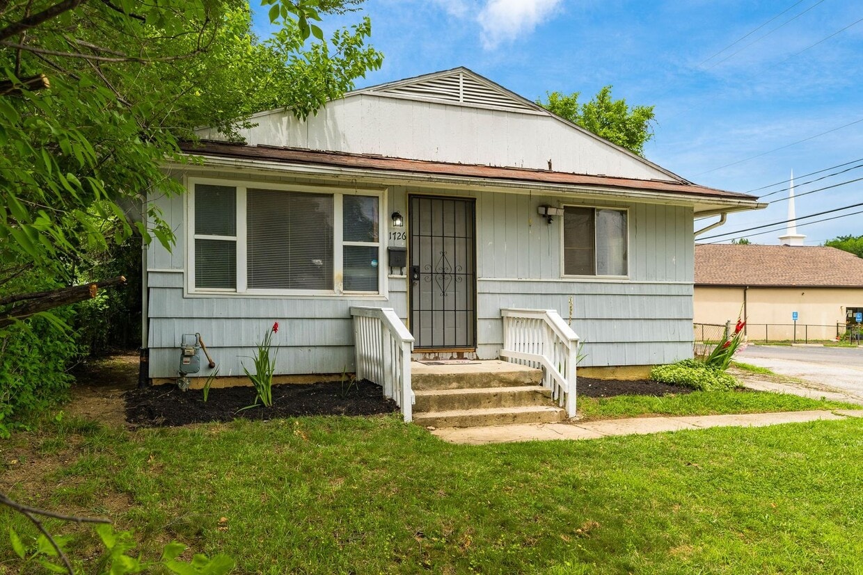 Primary Photo - Nice Ranch Home with Basement!