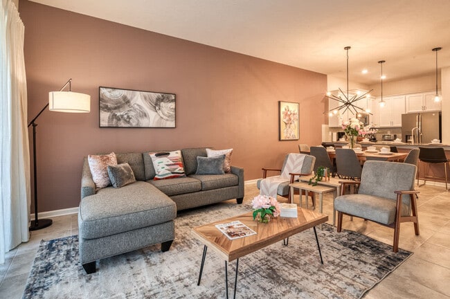 Building Photo - 853 Ocean Course Ave