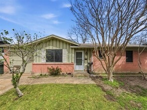 Building Photo - 617 Rosewood Hills Dr