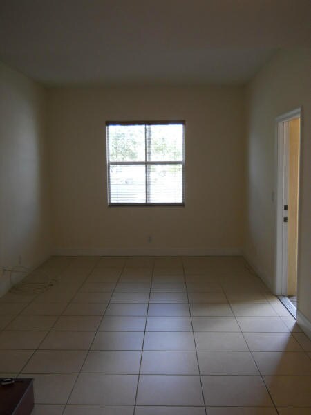 Building Photo - 2888  Hidden Hills Road 901 West Palm Beac...