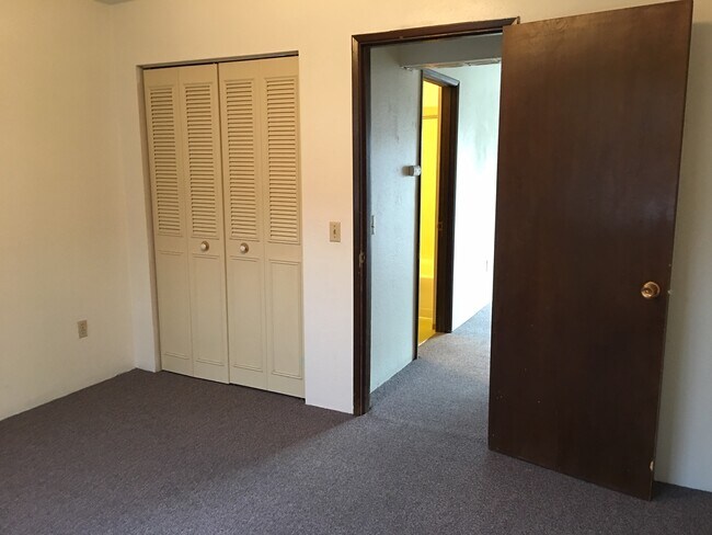 Foto del edificio - 630 NE Maiden Ln