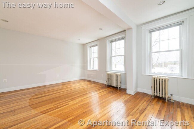 Foto del edificio - 286 Chestnut Hill Ave