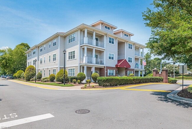 Building Photo - 5300 Warminster Dr