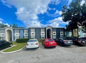 Building Photo - 2567 N Alafaya Trail