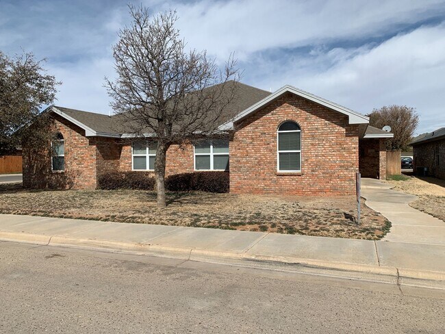 Foto del edificio - 3116 111th St