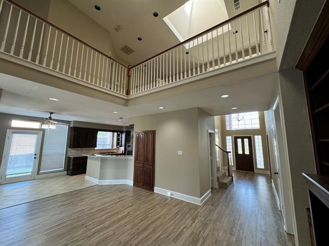 Building Photo - 1100 Hunters Creek Dr