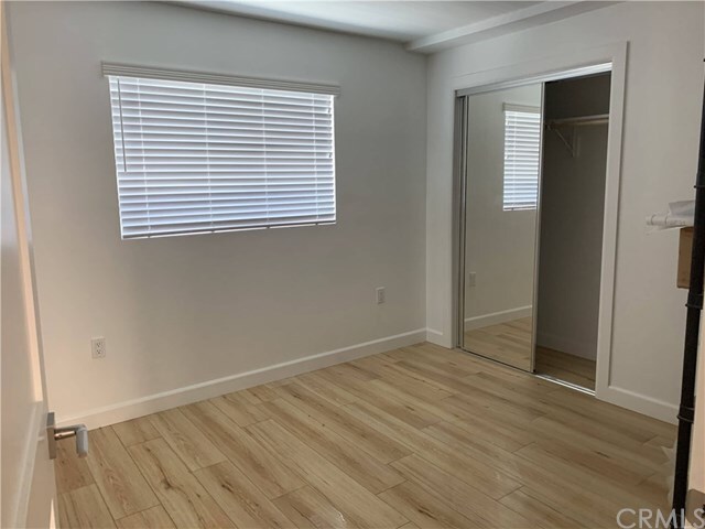 Foto del edificio - 246 N Catalina St