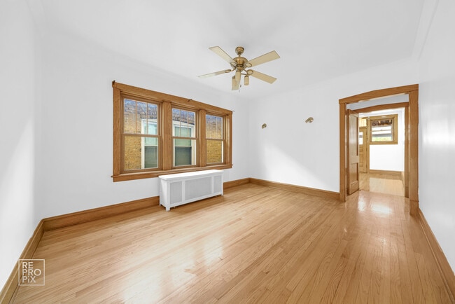 Building Photo - 4055 W Nelson St