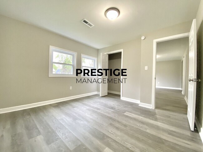 Foto del edificio - Updated 2 Bedroom Home in Gary