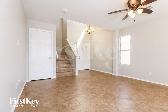 Foto del edificio - 12909 W Monte Vista Rd
