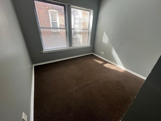 Building Photo - 6908 S Michigan Ave