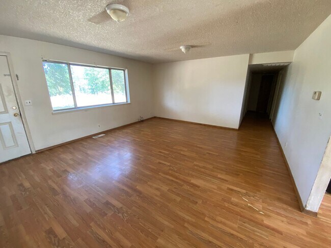 Building Photo - 3361 Camp Joy Rd