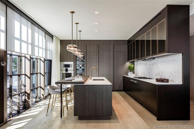 Building Photo - 8955 Collins Ave