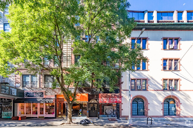 Building Photo - 194 Bleecker St