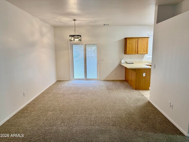 Building Photo - 2300 E Magma Rd