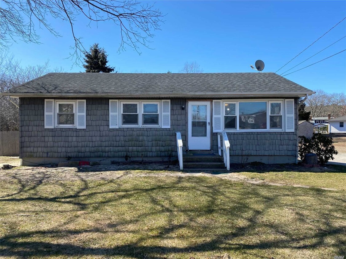 Primary Photo - 46 Booker Dr