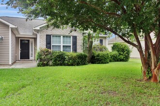 Building Photo - 2804 Walter Dr