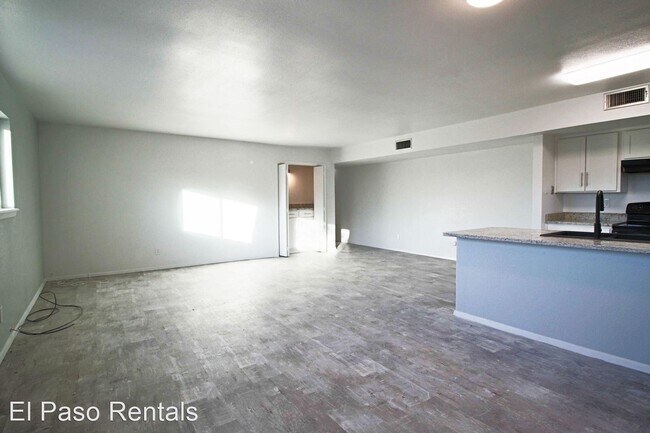 Building Photo - 2 br, 1 bath House - 108 Goldens Sands #D