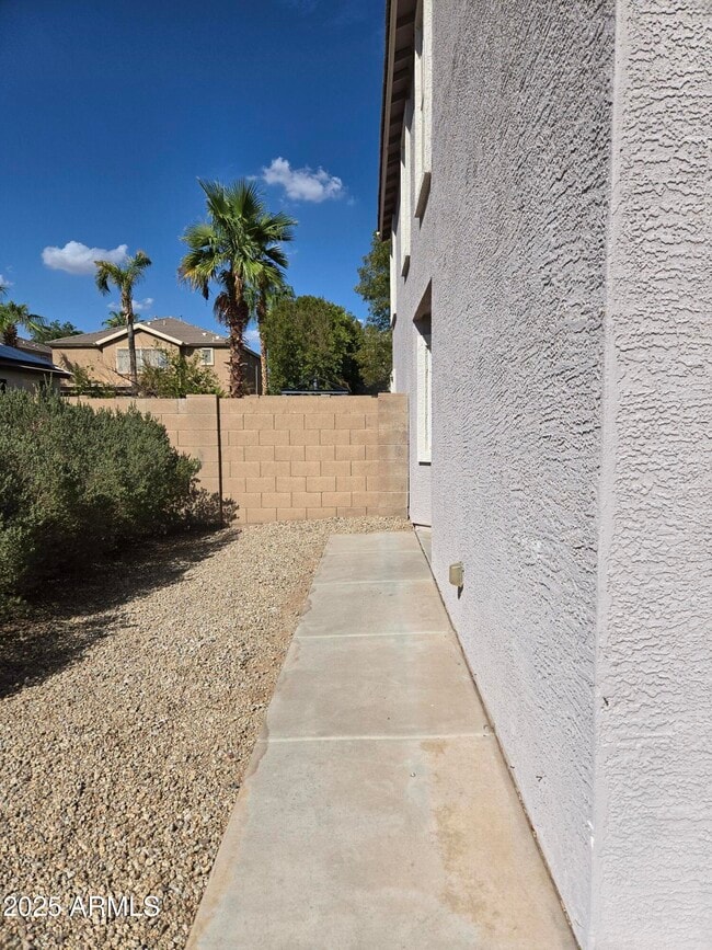 Foto del edificio - 11561 N 151st Ln