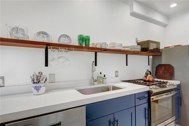 Foto del edificio - 24 Hunter Ave