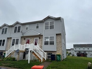 Building Photo - 132 Rosie Dr
