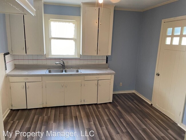 Building Photo - 2 br, 1 bath House - 206 E McCormick Street