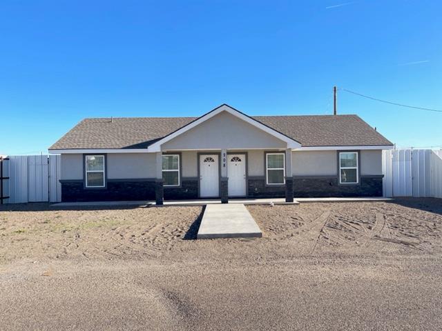 Primary Photo - 208 E C St