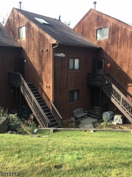 Building Photo - 1 Red Lodge Dr