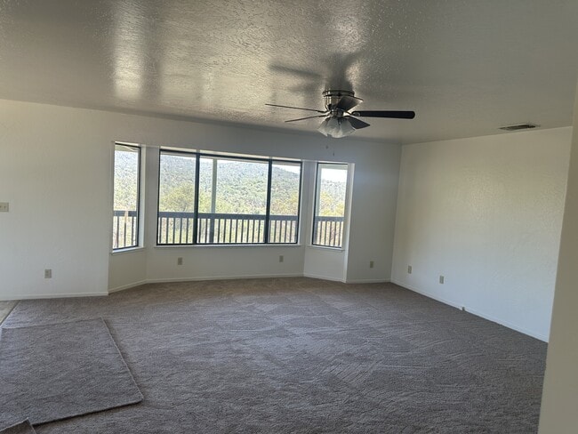 Building Photo - 44966 Person Loop S