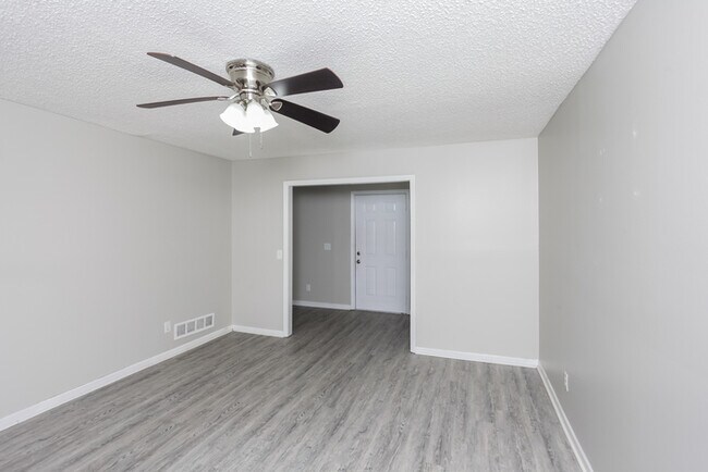 Building Photo - Cute 3 Bedroom in Columbia