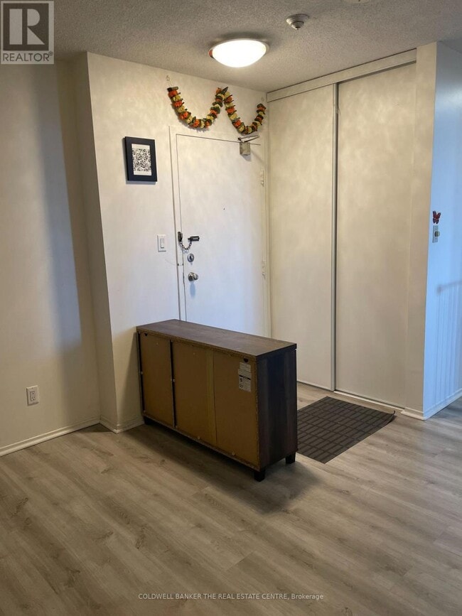 Building Photo - 75 Bamburgh Cir