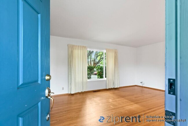 Foto del edificio - 1630 Lark Ave