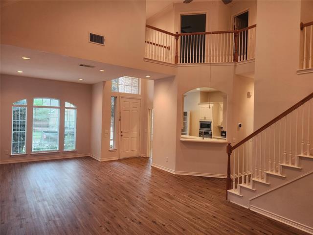 Foto del edificio - 6241 Park Meadow Ln