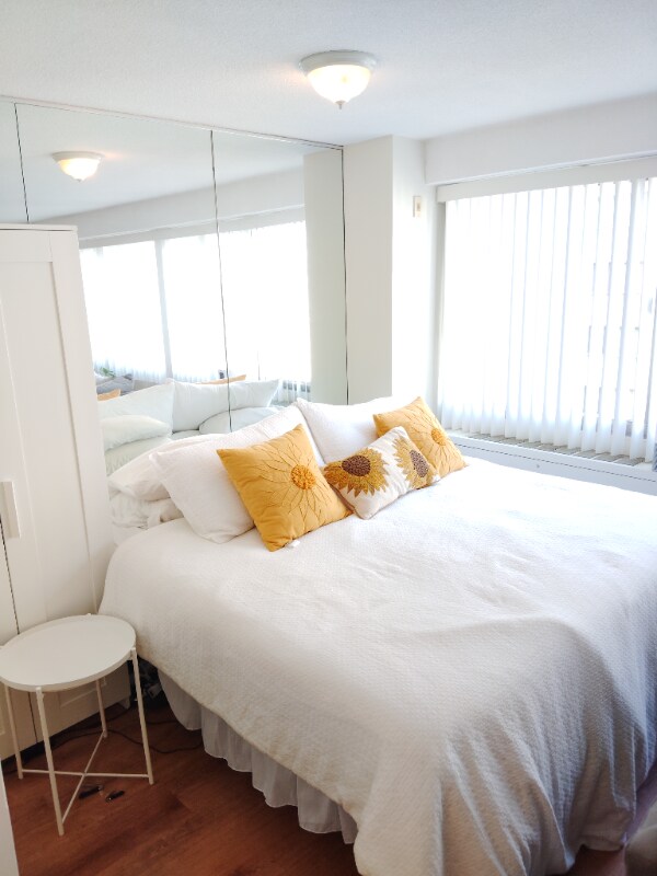 Foto del edificio - 5500 Friendship Blvd