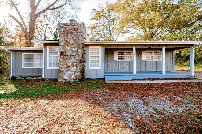 Foto principal - 413 Roebuck Dr