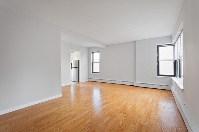 Foto del edificio - 5858 N Sheridan Rd