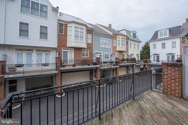 Foto del edificio - 713 Fords Landing Way