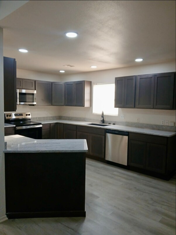 Foto del edificio - 63173 E 291 Rd