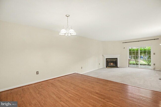 Foto del edificio - 205 Valley Stream Ln