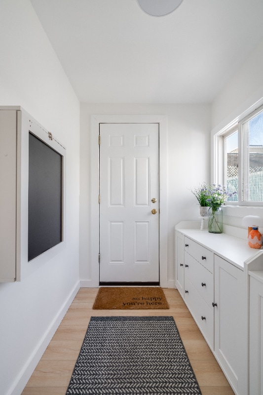 Building Photo - 12 W 52nd St