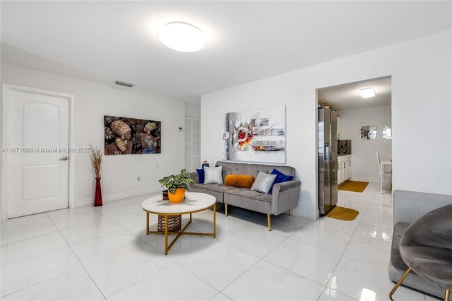 Building Photo - 11451 SW 5th St